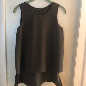 DG2 tiered tank top size small NWOT
